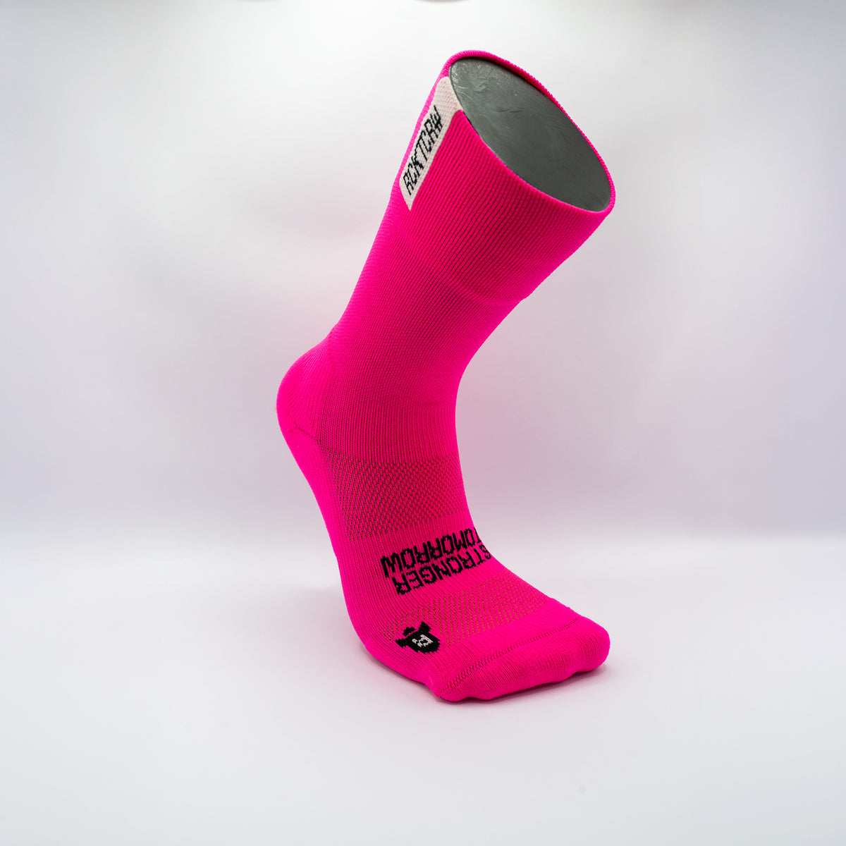 RCKT Neon Pink – atmungsaktive Laufsocken mit gezielter Kompression